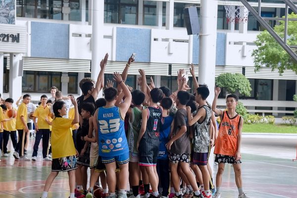 โรงเรียนปรีชานุศาสน์